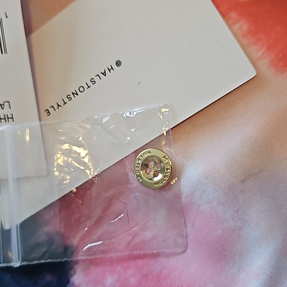 Halston - Striped Flowy Lava Blossom Halter Blouse - Picture 11 of 11